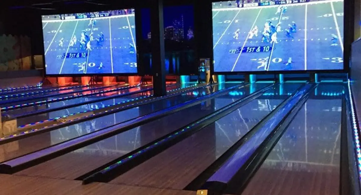 bowling at Austins Park
