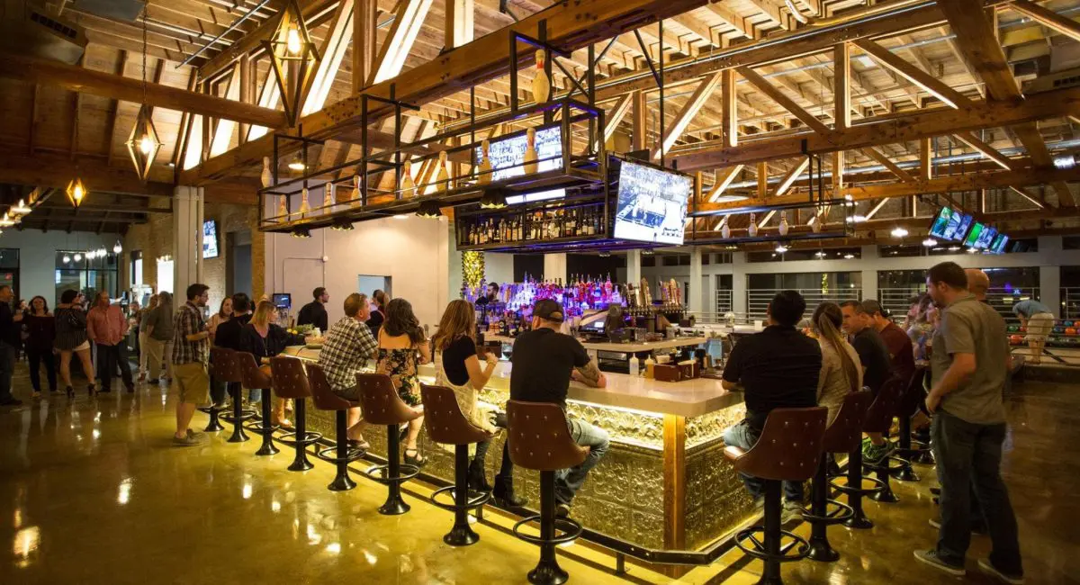 high quality dining at downtown social