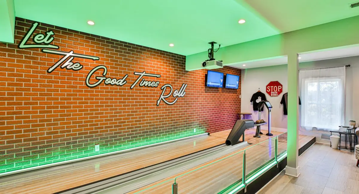 Rock-the-Block-bowling